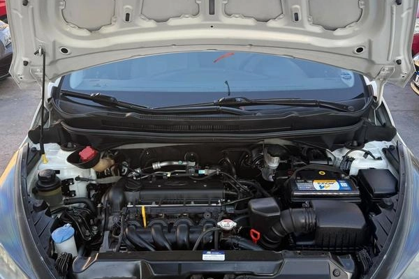 imagem-https://www.socarrao.com.br/sc-vehicle-images-prod/4321396/1791573261252-8556318_14_B_72030dae53.jpeg