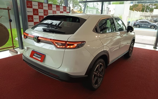 imagem-https://www.socarrao.com.br/sc-vehicle-images-prod/4321410/1791567608582-jTMIK8txP27YkgTFuT6g6d3OOVSHph0Y.jpg