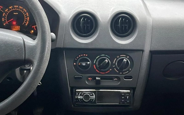imagem-https://www.socarrao.com.br/sc-vehicle-images-prod/4321421/1791567674799-8557158_11_B_5896552072.jpeg