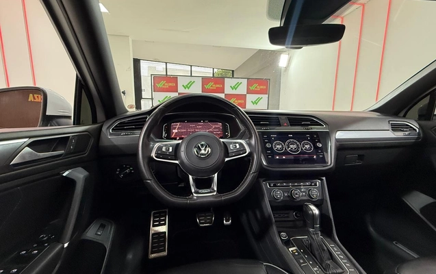 imagem-https://www.socarrao.com.br/sc-vehicle-images-prod/4321431/1791567758736-afb97202-006c-431a-afe1-e45f9204478c.jpg
