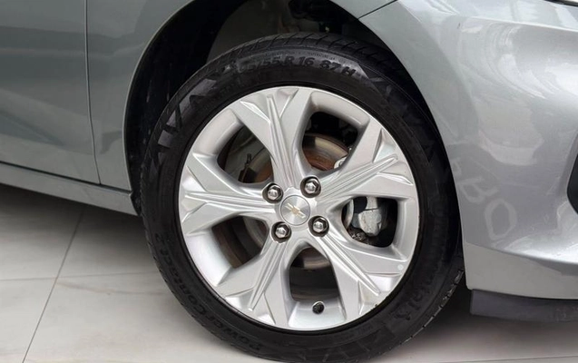 imagem-https://www.socarrao.com.br/sc-vehicle-images-prod/4321479/1791568080350-8552612_5_B_2e9ea89b31.jpeg