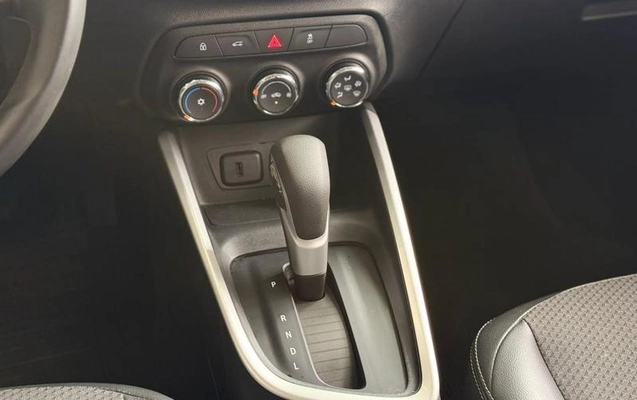 imagem-https://www.socarrao.com.br/sc-vehicle-images-prod/4321479/1791568080359-8552612_14_B_563f9b1aeb.jpeg