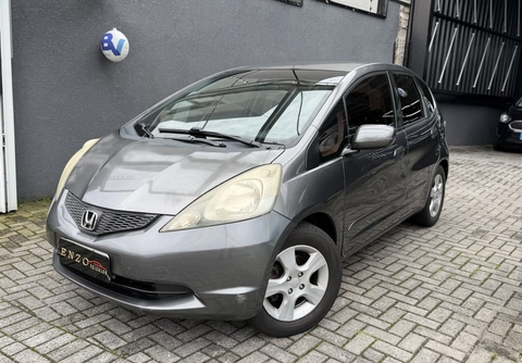 Honda Fit 2010 Cinza — foto 1 de 3