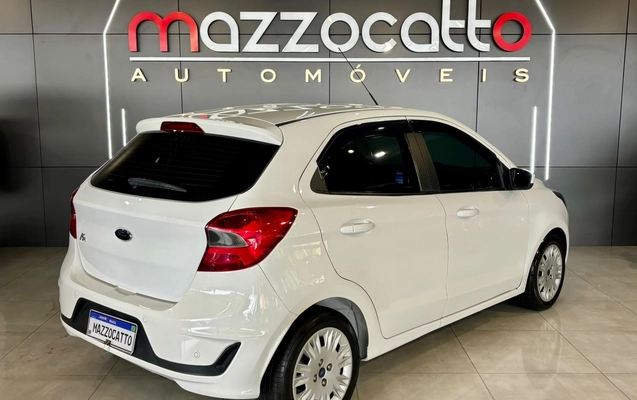 imagem-https://www.socarrao.com.br/sc-vehicle-images-prod/4321510/1791568098229-003_e13af20163c17e44ea51092a0d94ff52.jpg