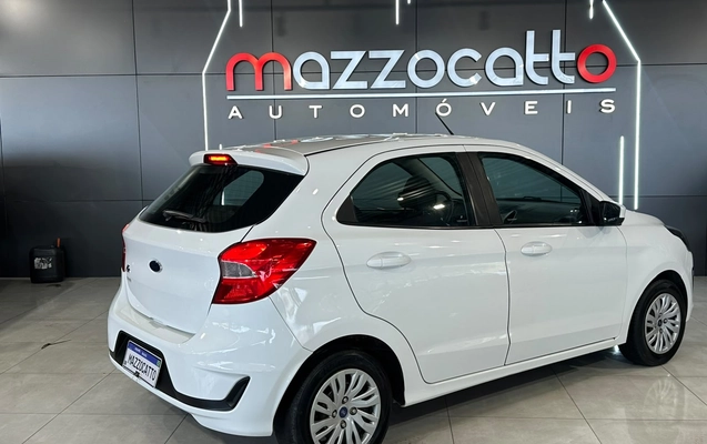 imagem-https://www.socarrao.com.br/sc-vehicle-images-prod/4321543/1791568305232-003_c3e68fce1b773b1f0c22efd92f304f61.jpg