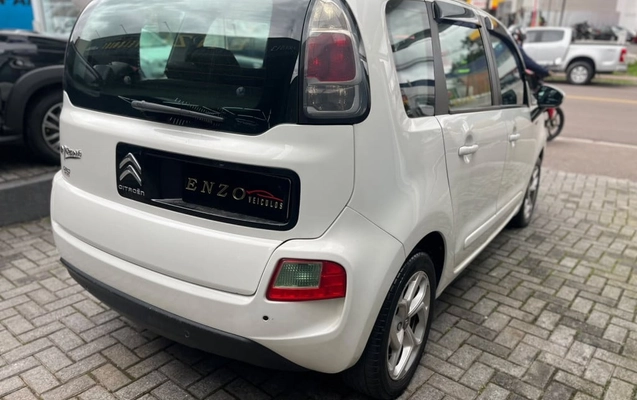 imagem-https://www.socarrao.com.br/sc-vehicle-images-prod/4321552/1791568563582-vehicle_image_1791568516_9b6a62de53a935263bc7cbad68f55aef.jpeg