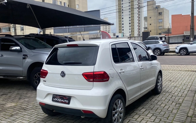 imagem-https://www.socarrao.com.br/sc-vehicle-images-prod/4321560/1791568579113-ODgxYmVmNGEtMDQzNy00ODc0LTk1MWItODgxNzAyMDUyOWM4LmpwZWc.jpeg