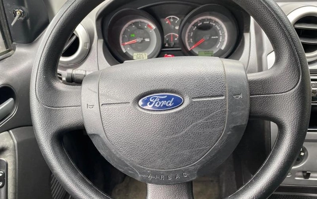 imagem-https://www.socarrao.com.br/sc-vehicle-images-prod/4321561/1791568590667-8511466_18_B_3b7cc89ee7.jpeg