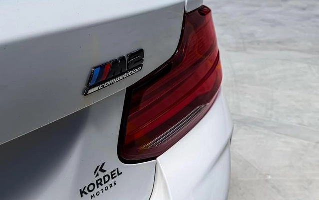 imagem-https://www.socarrao.com.br/sc-vehicle-images-prod/4321576/1792515711187-8557941_1_B_e2981926d8.jpeg