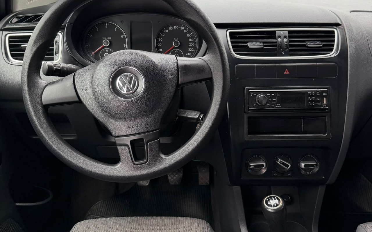 imagem-https://www.socarrao.com.br/sc-vehicle-images-prod/4321596/1792670412481-Nzc2NWY2NTAtZTdlYi00MTMwLThiMTQtNTUyMzcxZjY3MTBjLmpwZw.jpg