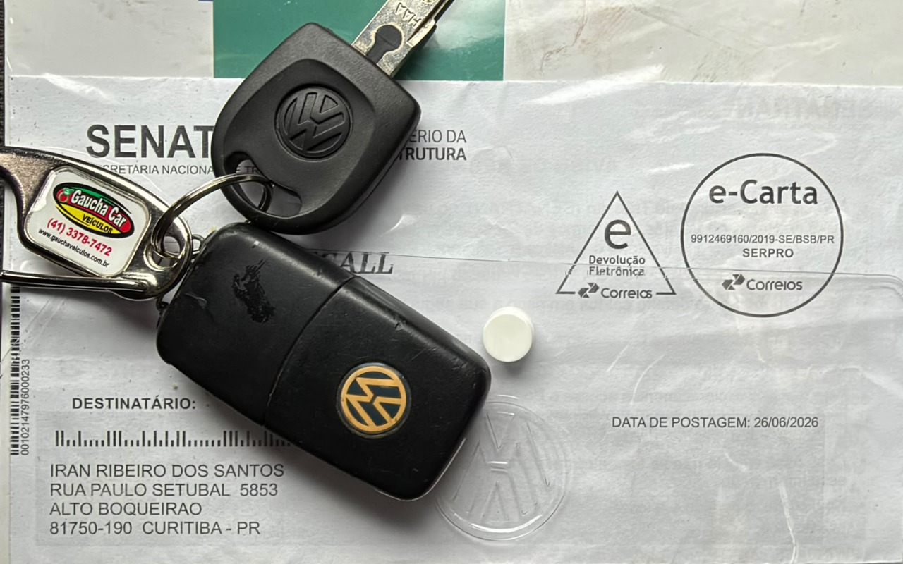 imagem-https://www.socarrao.com.br/sc-vehicle-images-prod/4321596/1792670412896-MDMzYzc5ZGItNGU2MC00NDIxLTg0OWMtNjc1ZTQ5YWVjZmUyLmpwZw.jpg