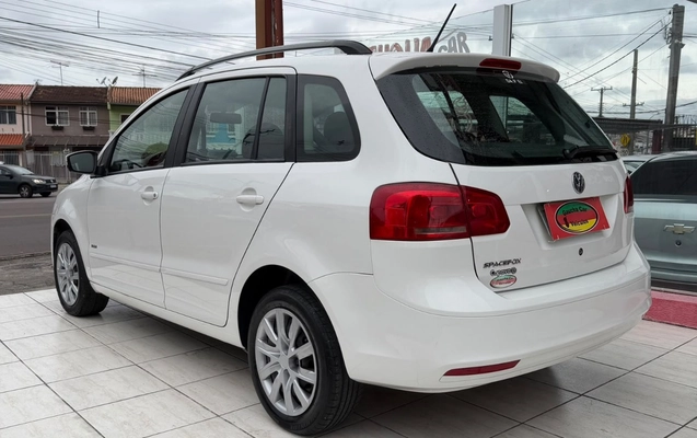 imagem-https://www.socarrao.com.br/sc-vehicle-images-prod/4321596/1792670413136-MzA1MGMxMjktMWNiOC00MDI0LWFkZDYtODNjMTQ4NDEzY2JjLmpwZw.jpg