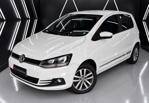 Volkswagen Fox 2020 Branco — foto 1 de 2