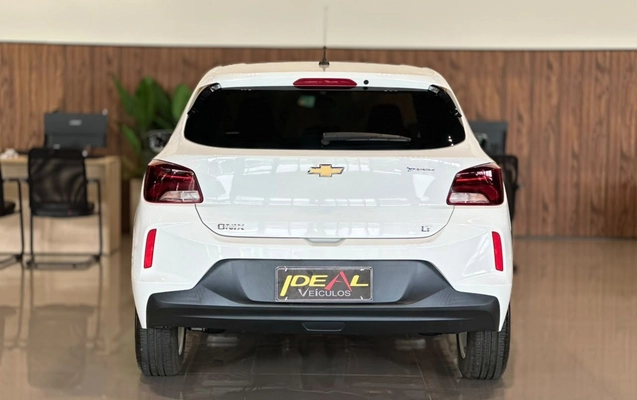 imagem-https://www.socarrao.com.br/sc-vehicle-images-prod/4321634/1791568809586-7510157cbc754f73942246f88081095e_1791568574895.jpg