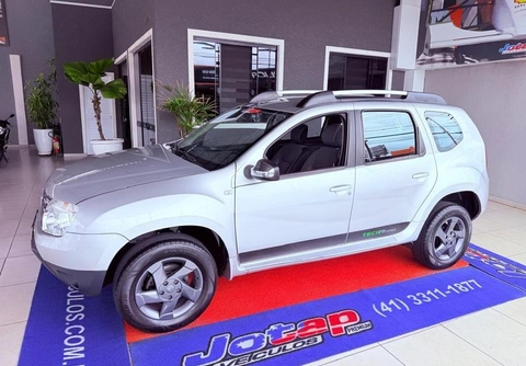 Renault Duster 2014 Prata — foto 1 de 3