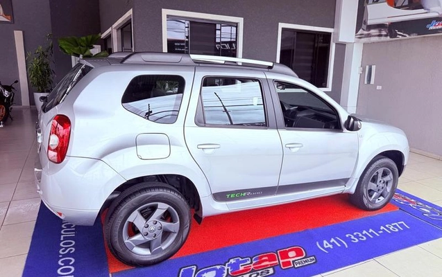imagem-https://www.socarrao.com.br/sc-vehicle-images-prod/4321635/1791578195843-8529123_8_B_95c30b13c9.jpeg
