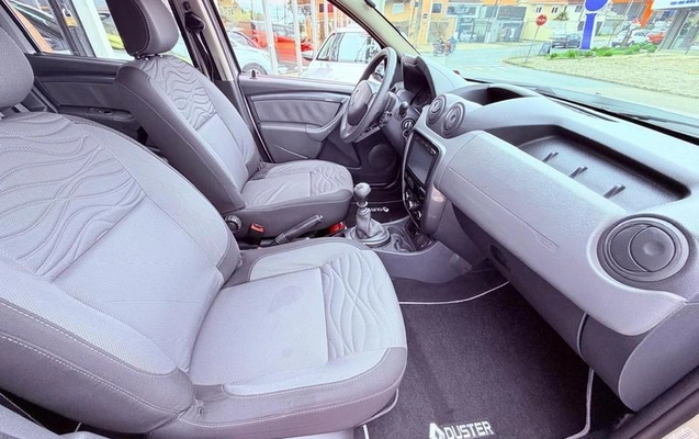 imagem-https://www.socarrao.com.br/sc-vehicle-images-prod/4321635/1791578195851-8529123_2_B_6e9f09ff86.jpeg