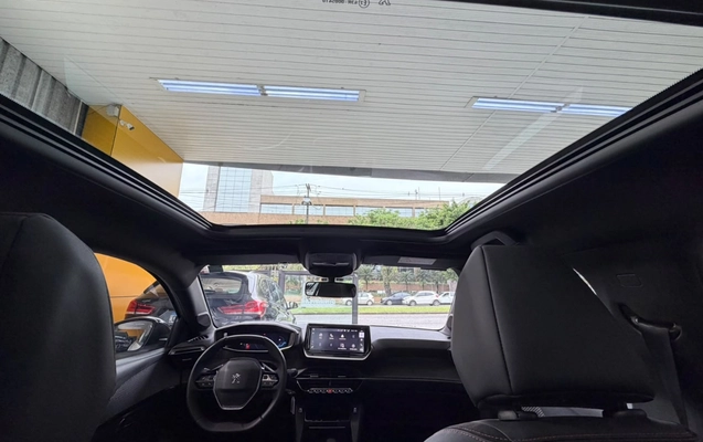 imagem-https://www.socarrao.com.br/sc-vehicle-images-prod/4321661/1791568959243-MTIuanBlZw.jpeg