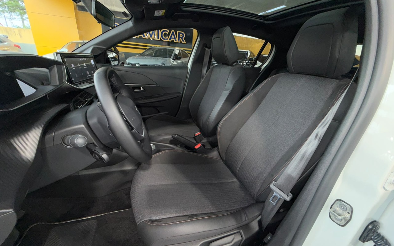 imagem-https://www.socarrao.com.br/sc-vehicle-images-prod/4321661/1791568959673-MTcuanBlZw.jpeg