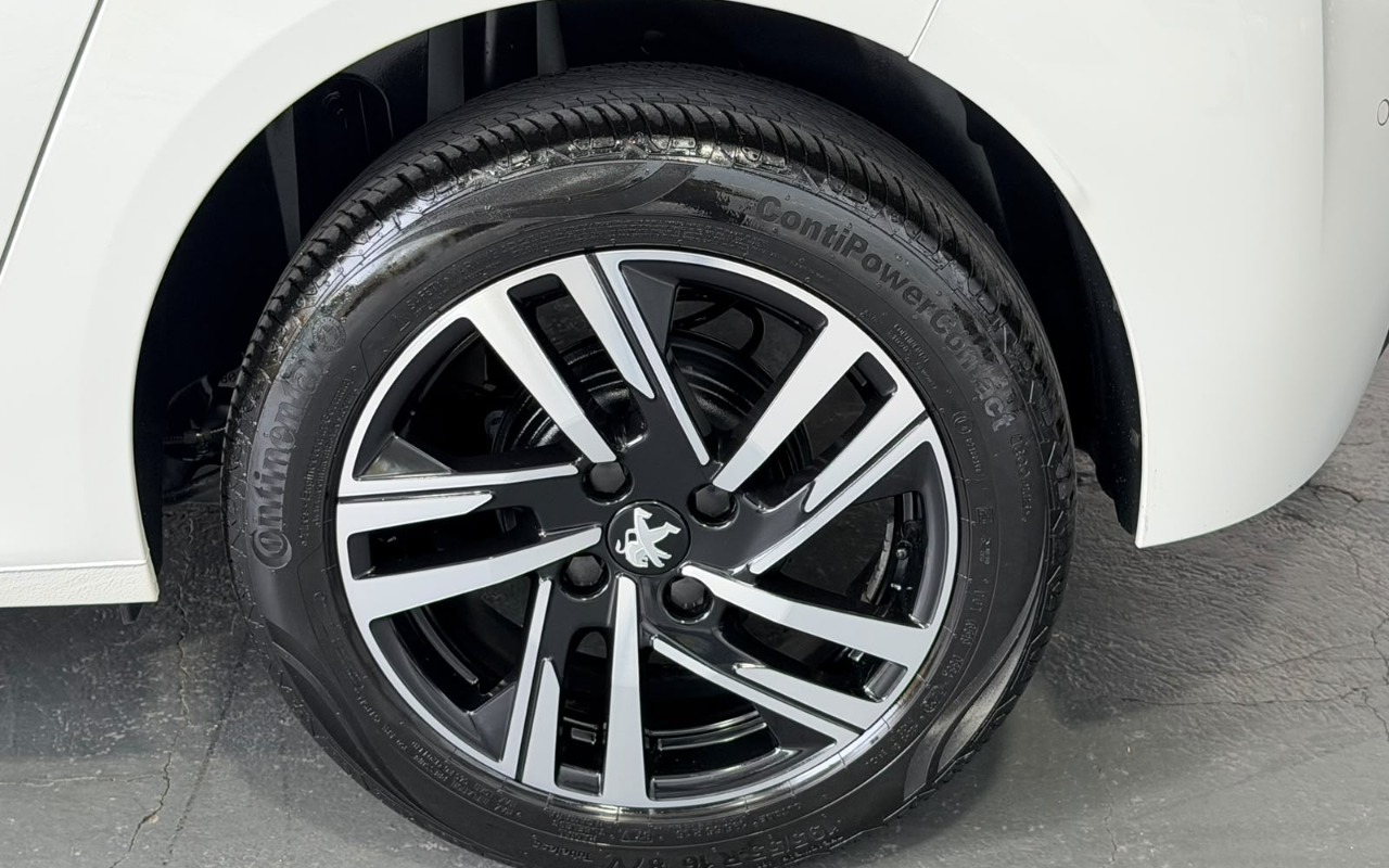 imagem-https://www.socarrao.com.br/sc-vehicle-images-prod/4321661/1791568960109-MjAuanBlZw.jpeg