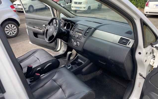 imagem-https://www.socarrao.com.br/sc-vehicle-images-prod/4321666/1791569311509-SU1HXzE3NzIuanBlZw.jpeg