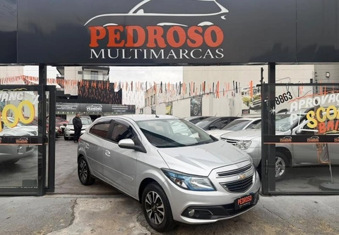 Chevrolet Onix 2014 Prata — foto 1 de 3