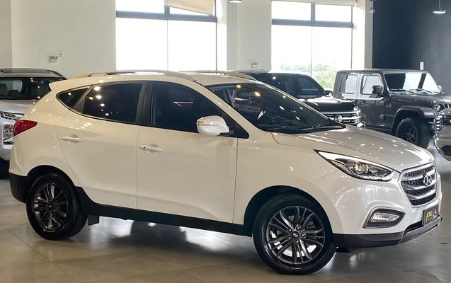 imagem-https://www.socarrao.com.br/sc-vehicle-images-prod/4321796/1791569791302-5cfeef5a570b4f70baa8cab7d6a81321_1791569622392.jpg