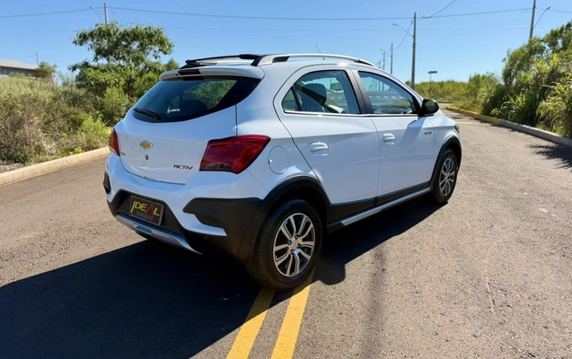 imagem-https://www.socarrao.com.br/sc-vehicle-images-prod/4321849/1791570217818-c55915adb1424f9daf6cc55331bbdf99_1791570001978.jpg