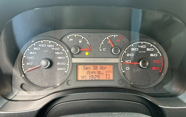imagem-https://www.socarrao.com.br/sc-vehicle-images-prod/4321863/1791570256622-V2hhdHNBcHAgSW1hZ2UgMjAyNi0xMC0wOSBhdCAxNC4wMy41MSAoNikuanBlZw.jpeg