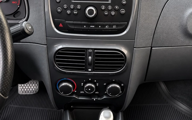 imagem-https://www.socarrao.com.br/sc-vehicle-images-prod/4321863/1791570256808-V2hhdHNBcHAgSW1hZ2UgMjAyNi0xMC0wOSBhdCAxNC4wMy41MiAoMikuanBlZw.jpeg