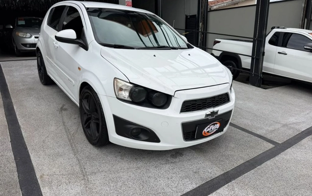 imagem-https://www.socarrao.com.br/sc-vehicle-images-prod/4321888/1791570410052-gb-362ff1e.jpeg