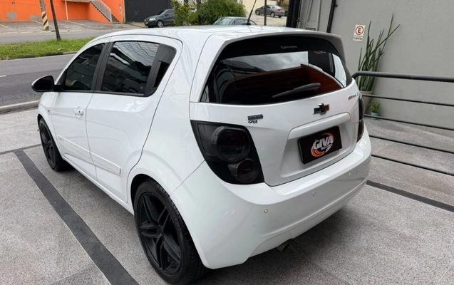 imagem-https://www.socarrao.com.br/sc-vehicle-images-prod/4321888/1791570410055-gb-cc8ba29.jpeg