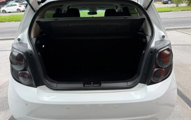imagem-https://www.socarrao.com.br/sc-vehicle-images-prod/4321888/1791570410058-gb-1d2d5cf.jpeg