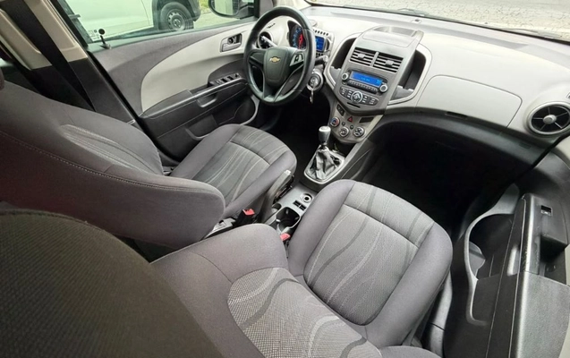 imagem-https://www.socarrao.com.br/sc-vehicle-images-prod/4321888/1791570410067-gb-d873c97.jpeg