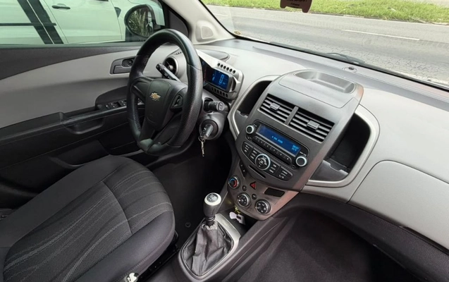 imagem-https://www.socarrao.com.br/sc-vehicle-images-prod/4321888/1791570410070-gb-8a094f2.jpeg