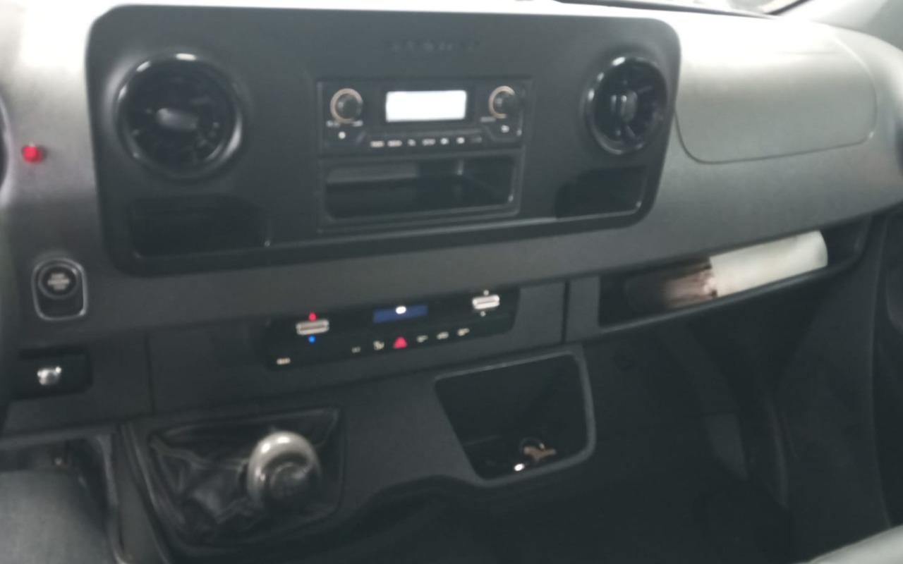 imagem-https://www.socarrao.com.br/sc-vehicle-images-prod/4321912/1791570641037-NDIwNDcyZDUtNmUxZC00Yzc3LTk0YzctOGY0YTQ5Yjc5NGQ0LmpwZw.jpg
