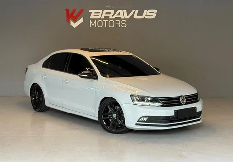 Volkswagen Jetta 2017 Prata — foto 1 de 3