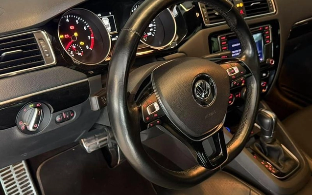 imagem-https://www.socarrao.com.br/sc-vehicle-images-prod/4321920/1791570669936-8560181_5_B_03054bc490.jpeg