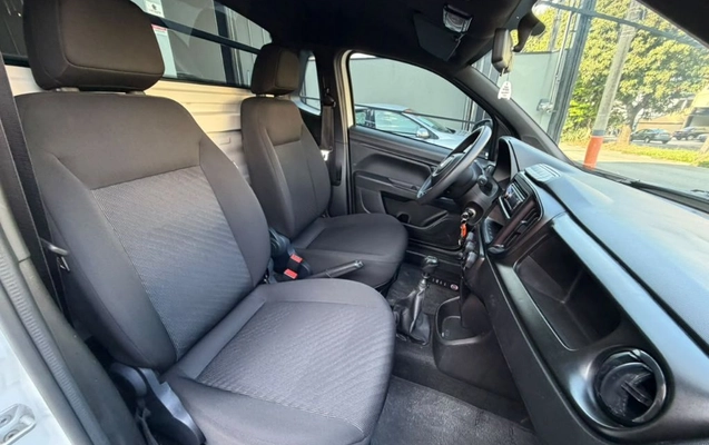 imagem-https://www.socarrao.com.br/sc-vehicle-images-prod/4321929/1791570691172-gb-9d23f45.jpeg
