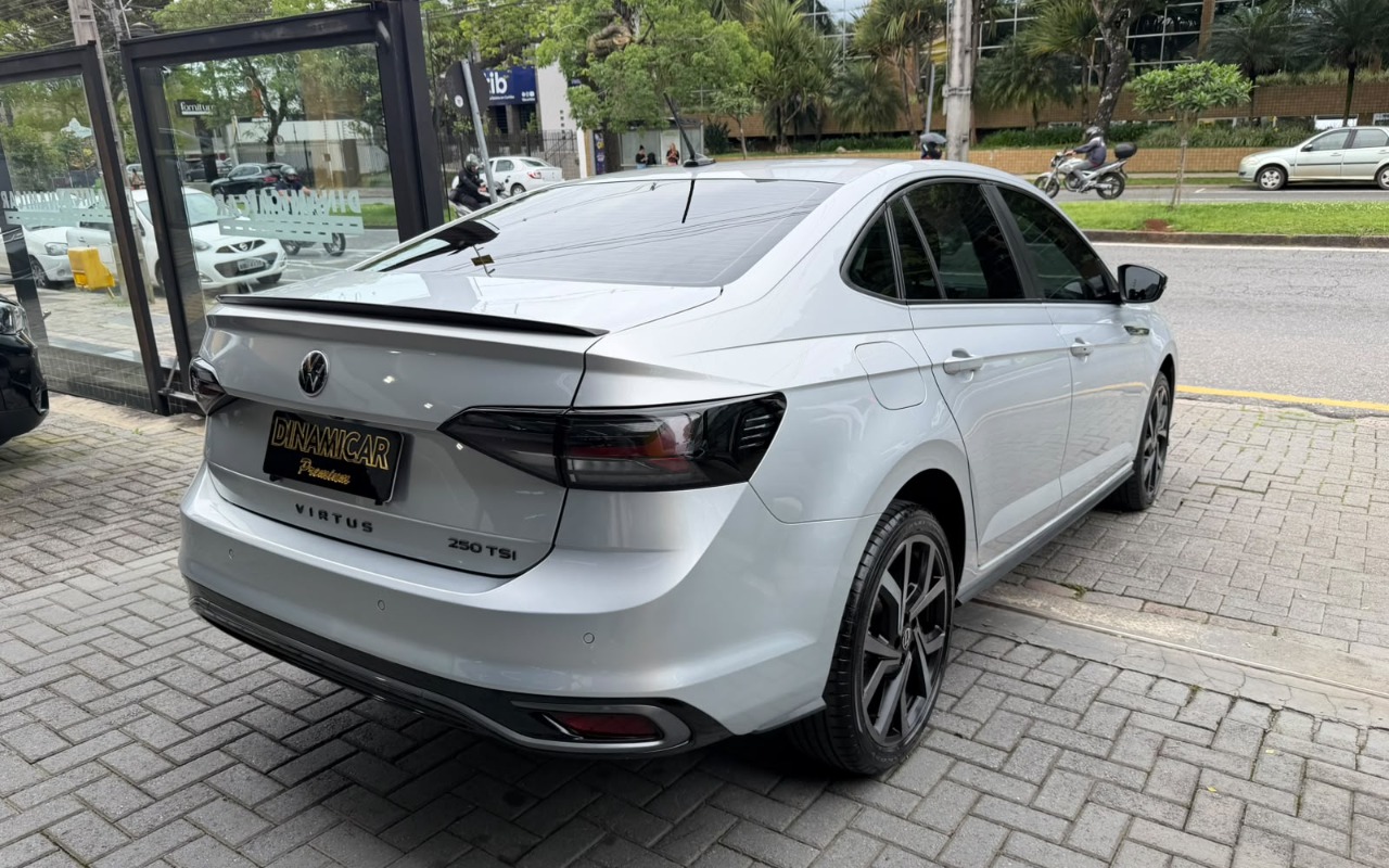 imagem-https://www.socarrao.com.br/sc-vehicle-images-prod/4321934/1791570754180-My5qcGVn.jpeg