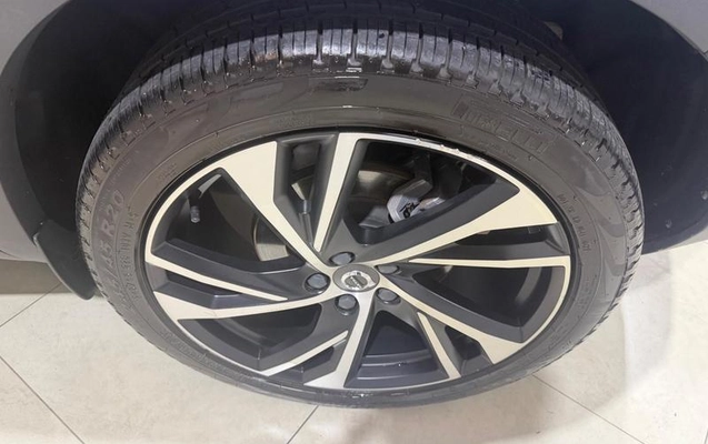 imagem-https://www.socarrao.com.br/sc-vehicle-images-prod/4321938/1791571631610-8560235_5_B_efe3cde9cc.jpeg