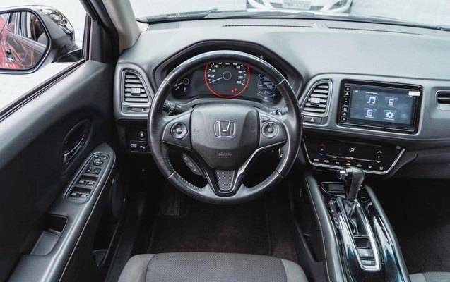 imagem-https://www.socarrao.com.br/sc-vehicle-images-prod/4321956/1792587484515-8560024_16_B_7970249a56.jpeg