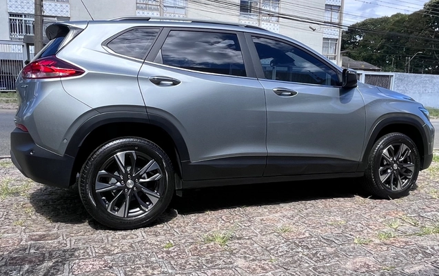 imagem-https://www.socarrao.com.br/sc-vehicle-images-prod/4321996/1791571151057-SU1HXzY1NDcuanBlZw.jpeg