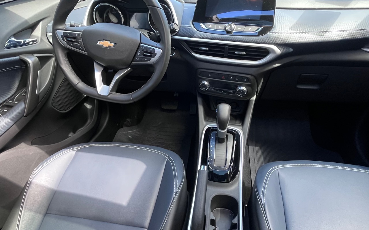 imagem-https://www.socarrao.com.br/sc-vehicle-images-prod/4321996/1791571151265-SU1HXzY1NDkuanBlZw.jpeg
