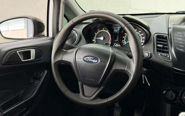imagem-https://www.socarrao.com.br/sc-vehicle-images-prod/4322053/1791636178682-8407921_4_B_5c13d7d2cc.jpeg