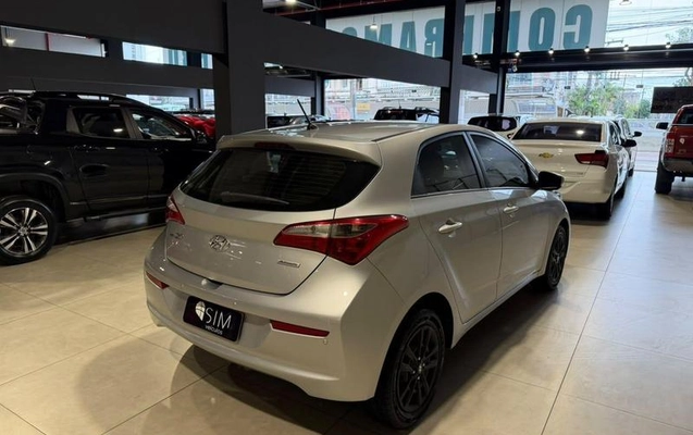 imagem-https://www.socarrao.com.br/sc-vehicle-images-prod/4322074/1791572360927-8558704_10_B_d9674229bb.jpeg