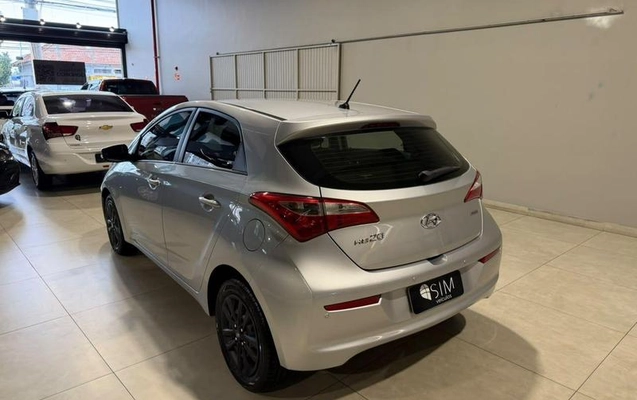 imagem-https://www.socarrao.com.br/sc-vehicle-images-prod/4322074/1791572360932-8558704_15_B_32e3db2dfc.jpeg