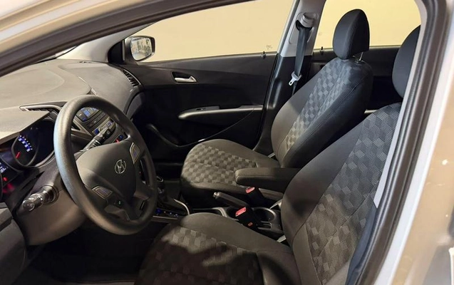 imagem-https://www.socarrao.com.br/sc-vehicle-images-prod/4322074/1791572360951-8558704_8_B_5612bf5148.jpeg
