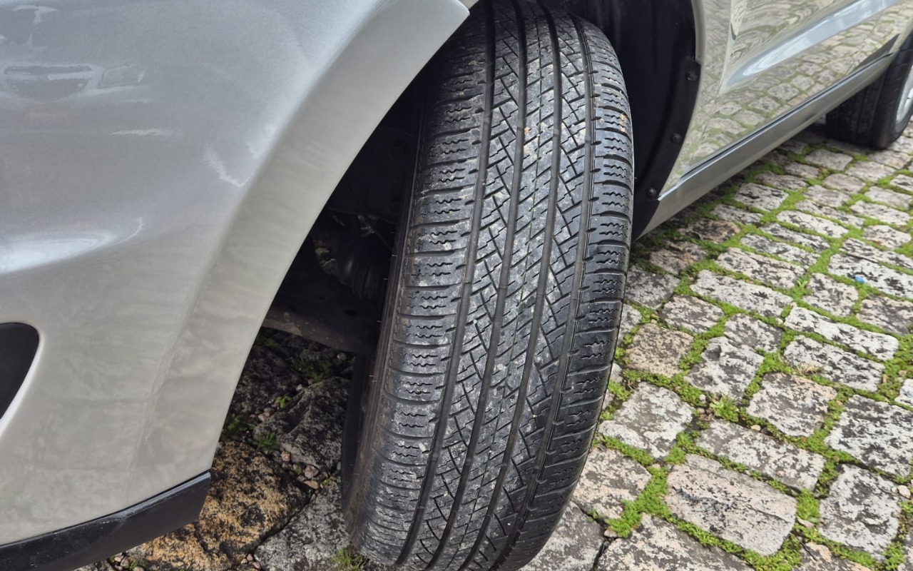 imagem-https://www.socarrao.com.br/sc-vehicle-images-prod/4322150/1791572155157-V2hhdHNBcHAgSW1hZ2UgMjAyNi0xMC0wOSBhdCAxNC4zMi4yMSAoMykuanBlZw.jpeg