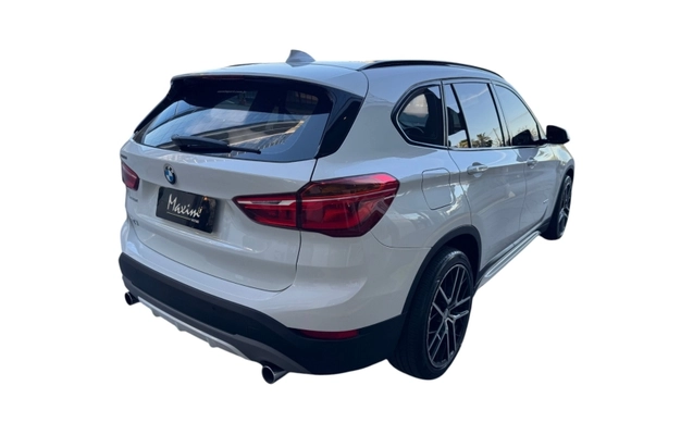 imagem-https://www.socarrao.com.br/sc-vehicle-images-prod/4322168/1791572363722-8IS4CLfRKKvAsxJgOEdGkLstTlO6rIwq.jpg